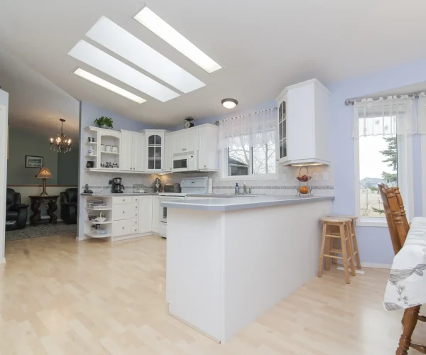 hermosa-foto-de-una-cocina-de-casa-moderna hermosa-foto-de-una-cocina-de-casa-moderna